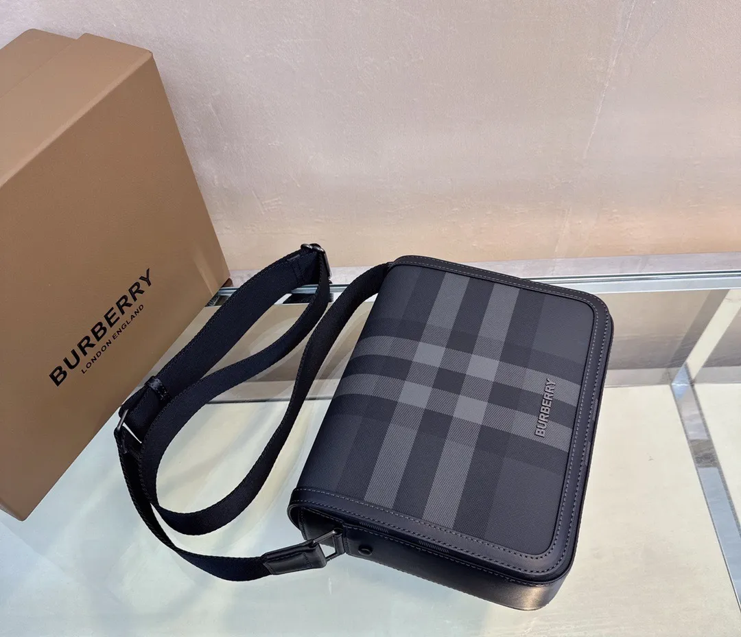 All categories Burberry men's bag (Burbrry) Burberry 8413