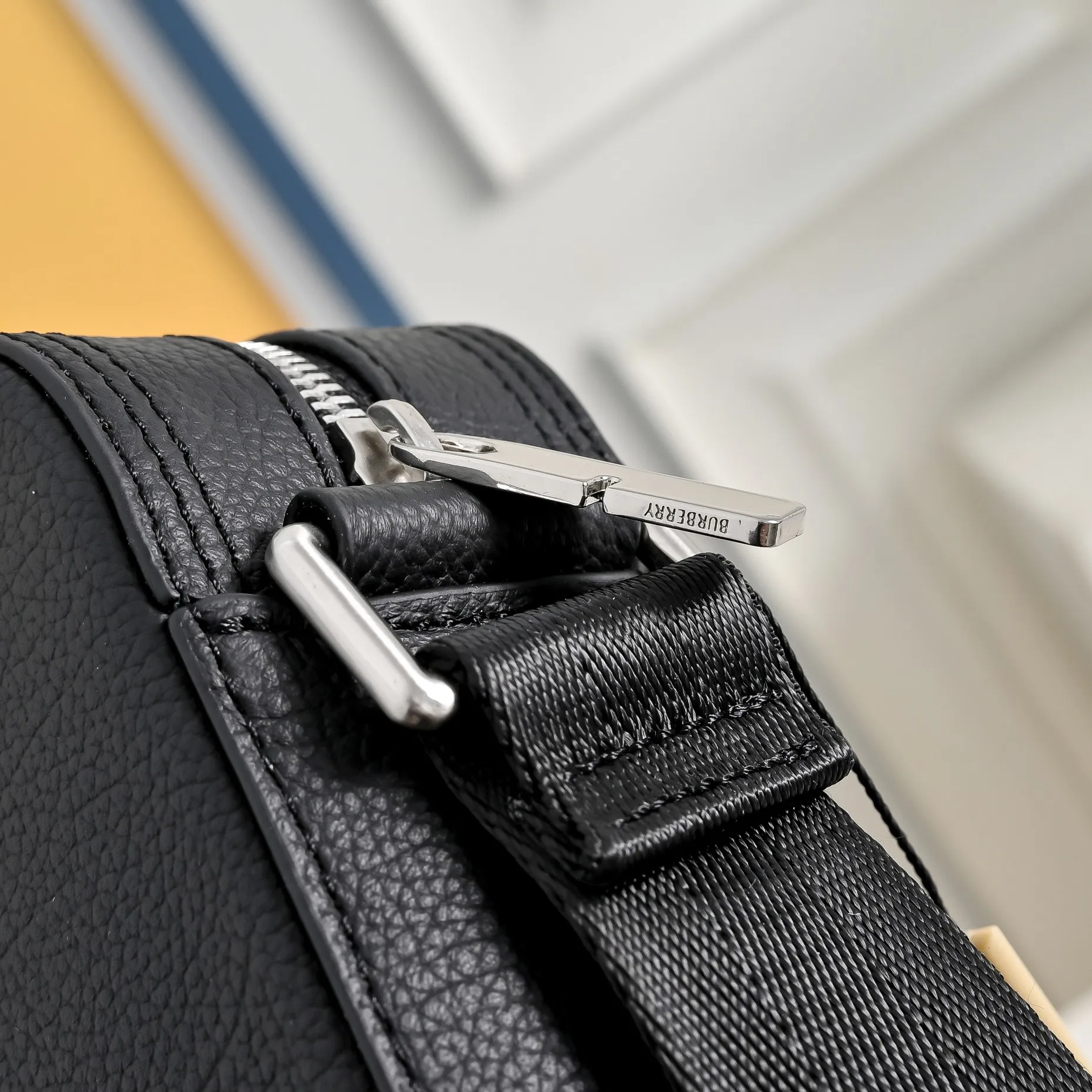 All categories Burberry men's bag (Burbrry) Burberry 2323