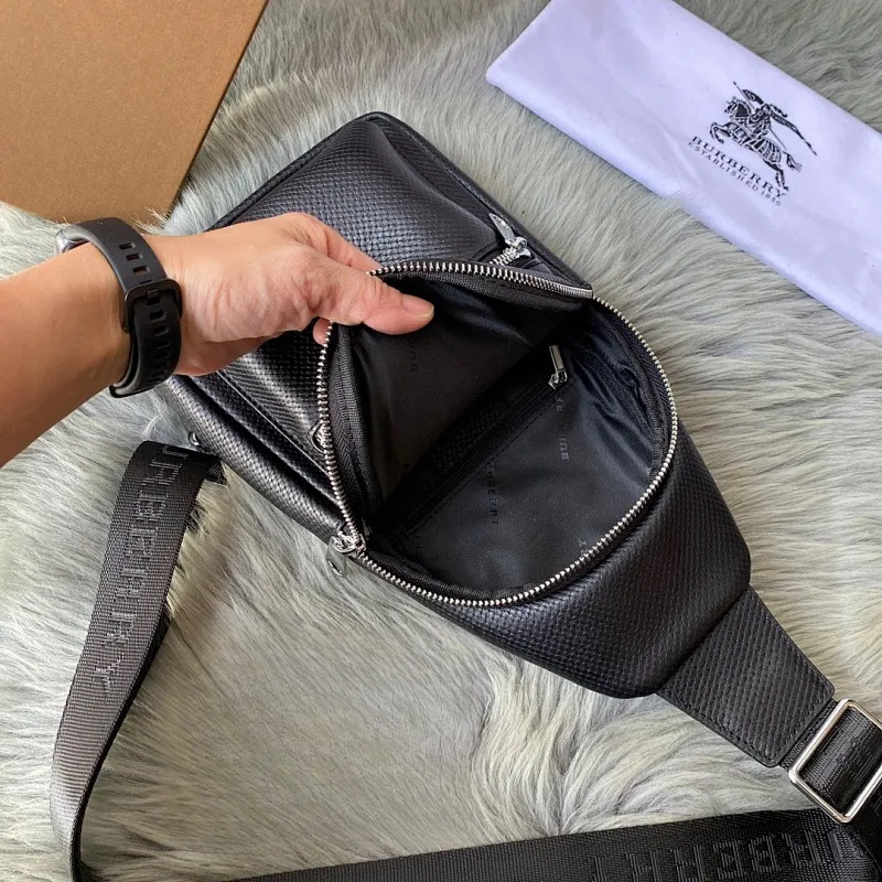 All categories Burberry men's bag (Burbrry) Burberry 0T178-4 black