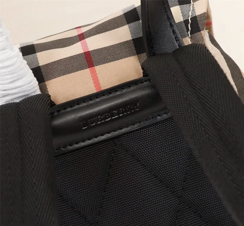 All categories Burberry men's bags (Burbrry) Burberry, 9215
