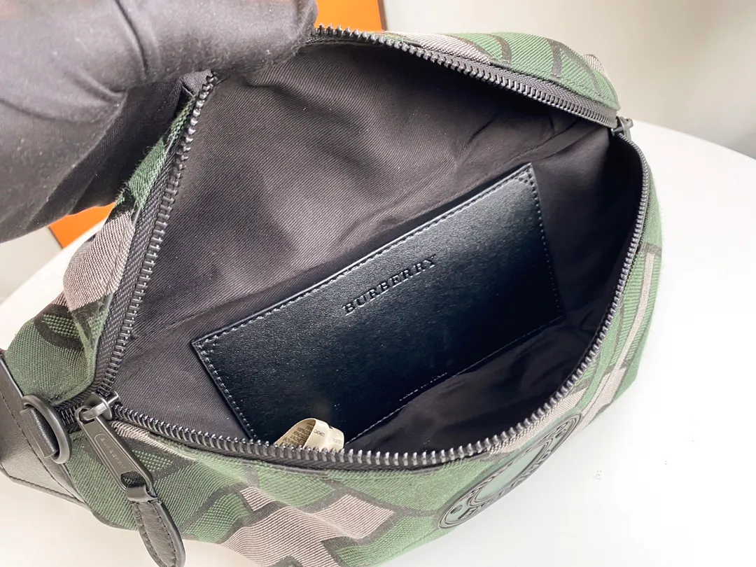 All categories Burberry men's bag (Burbrry) Burberry 9911