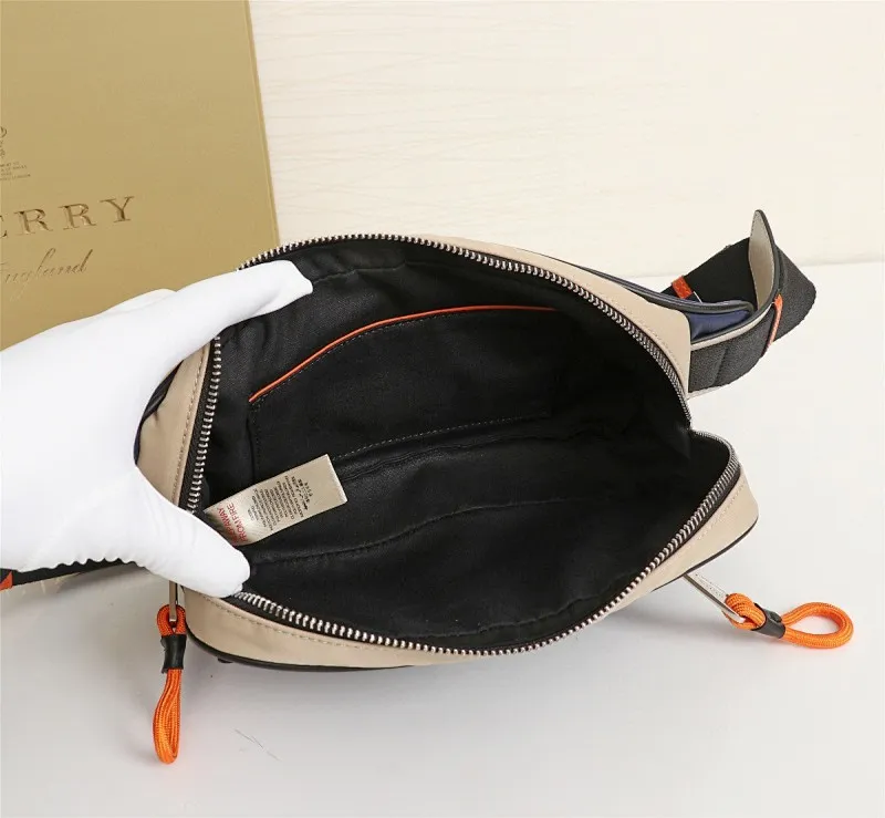 All categories Burberry men's bags (Burbrry) Burberry, 886