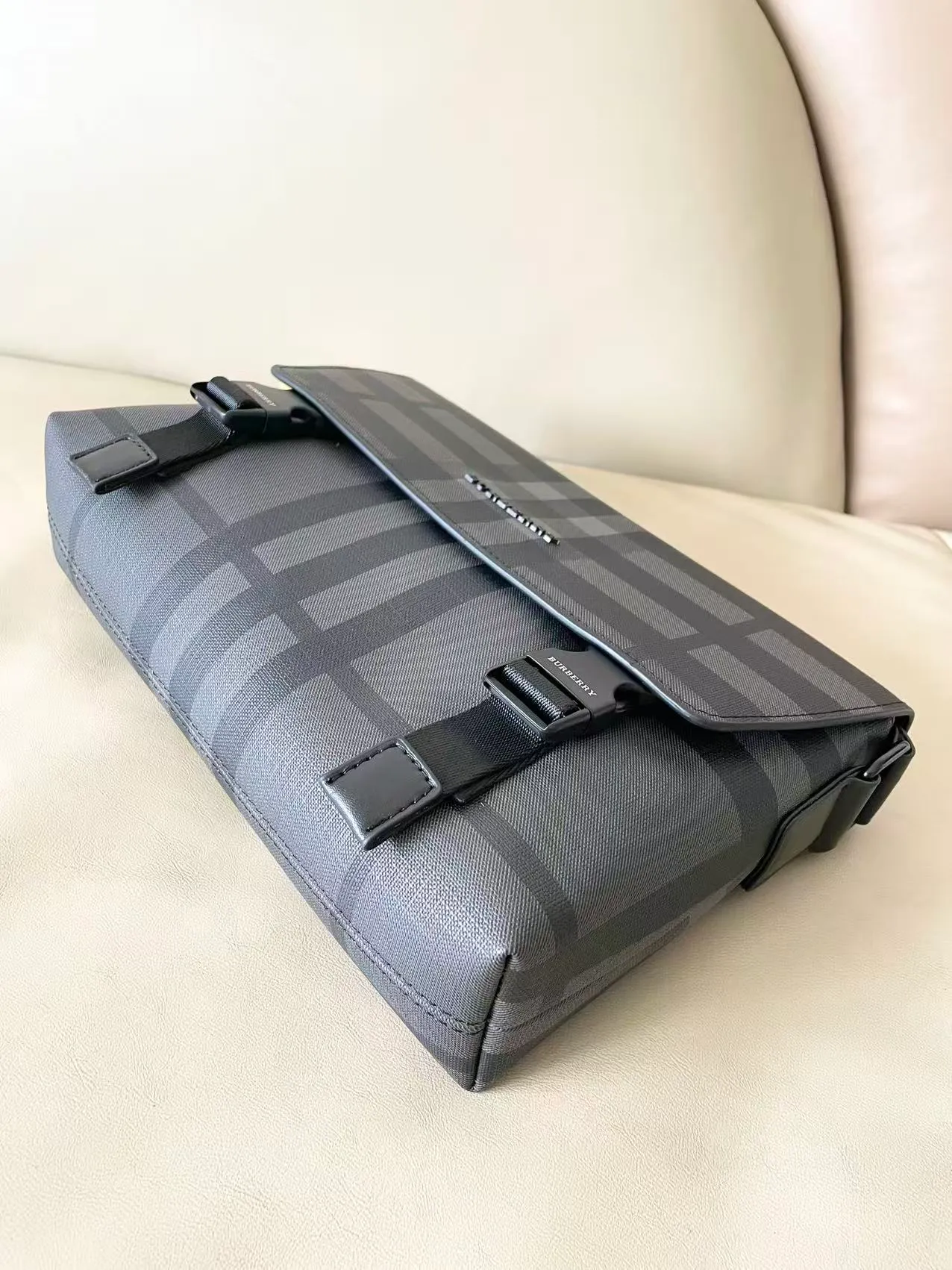 All categories Burberry men's bag (Burbrry) Burberry 3020