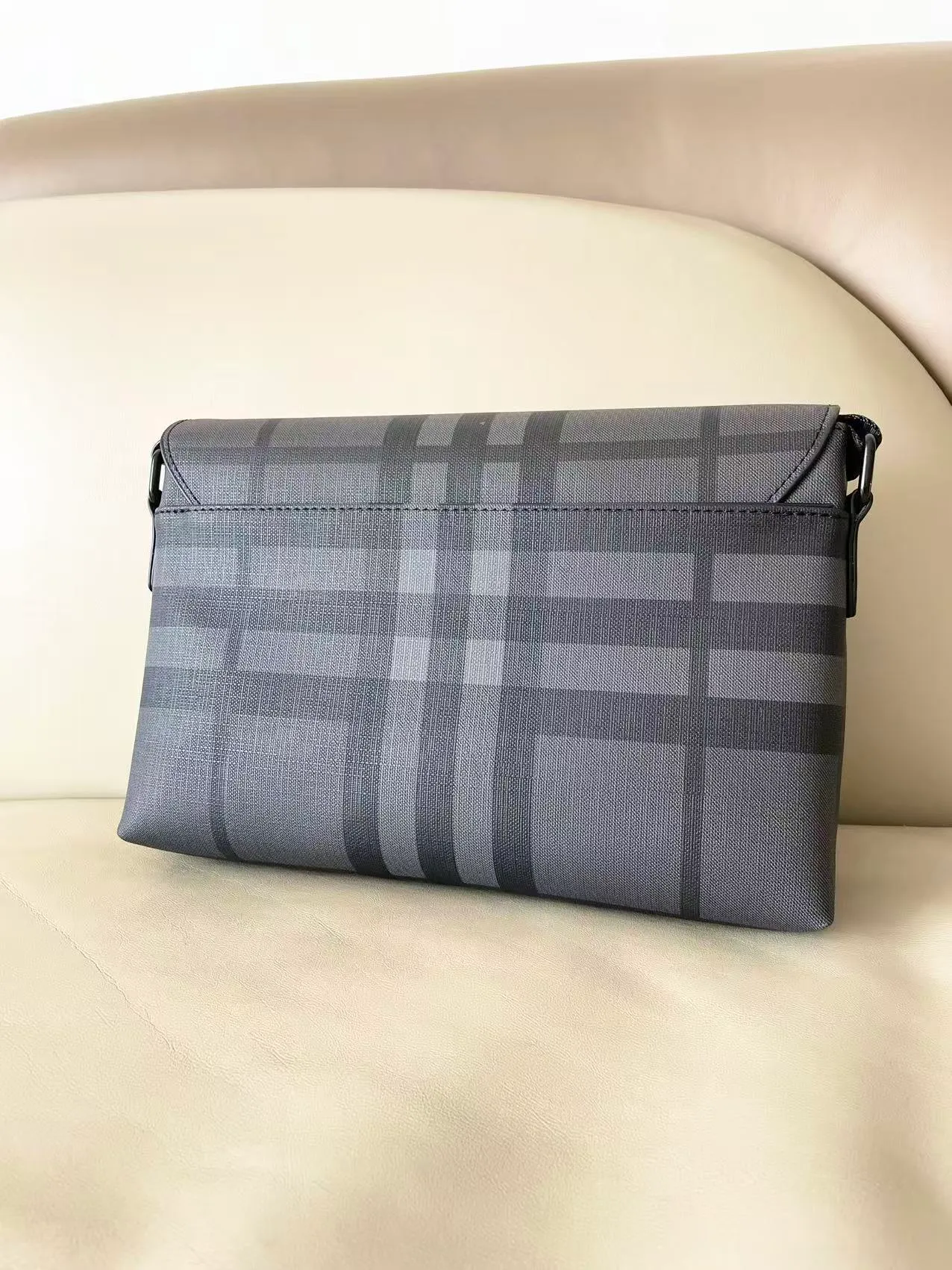 All categories Burberry men's bag (Burbrry) Burberry 3020