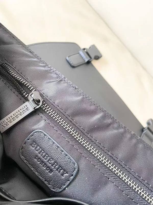 All categories Burberry men's bag (Burbrry) Burberry 3020