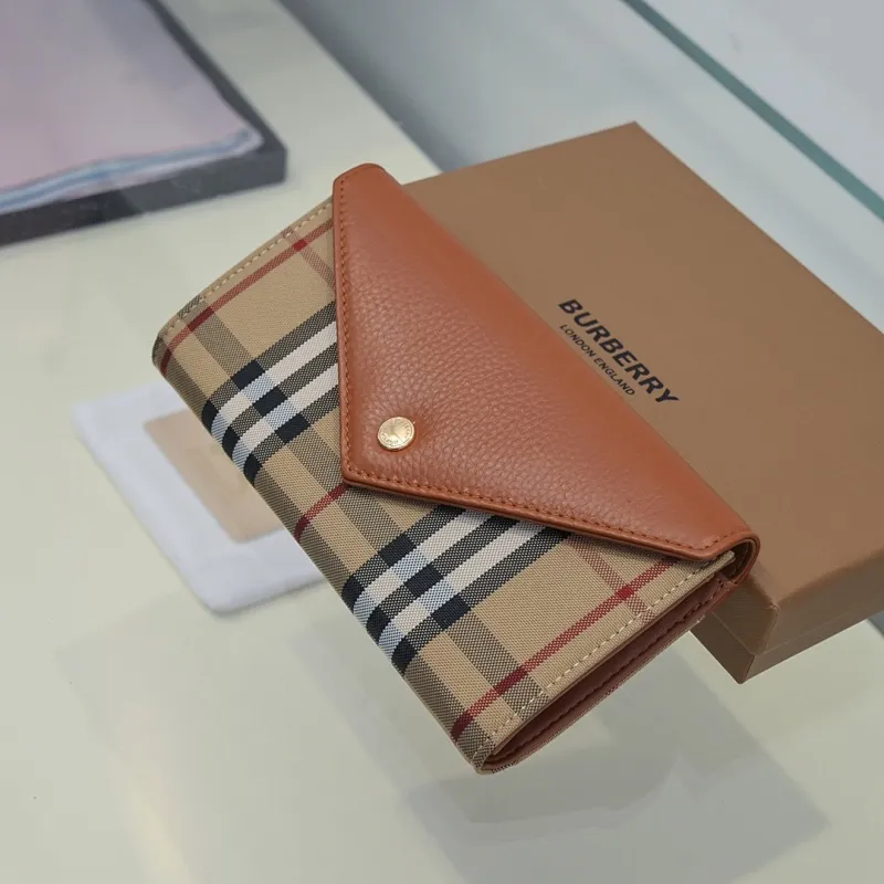 All Categories Burberry Wallet Burberry 1183