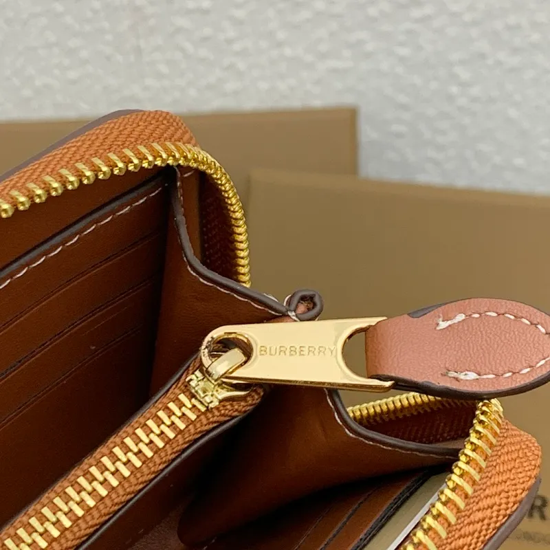 All categories Burberry wallet (Burberry) Burberry 5981