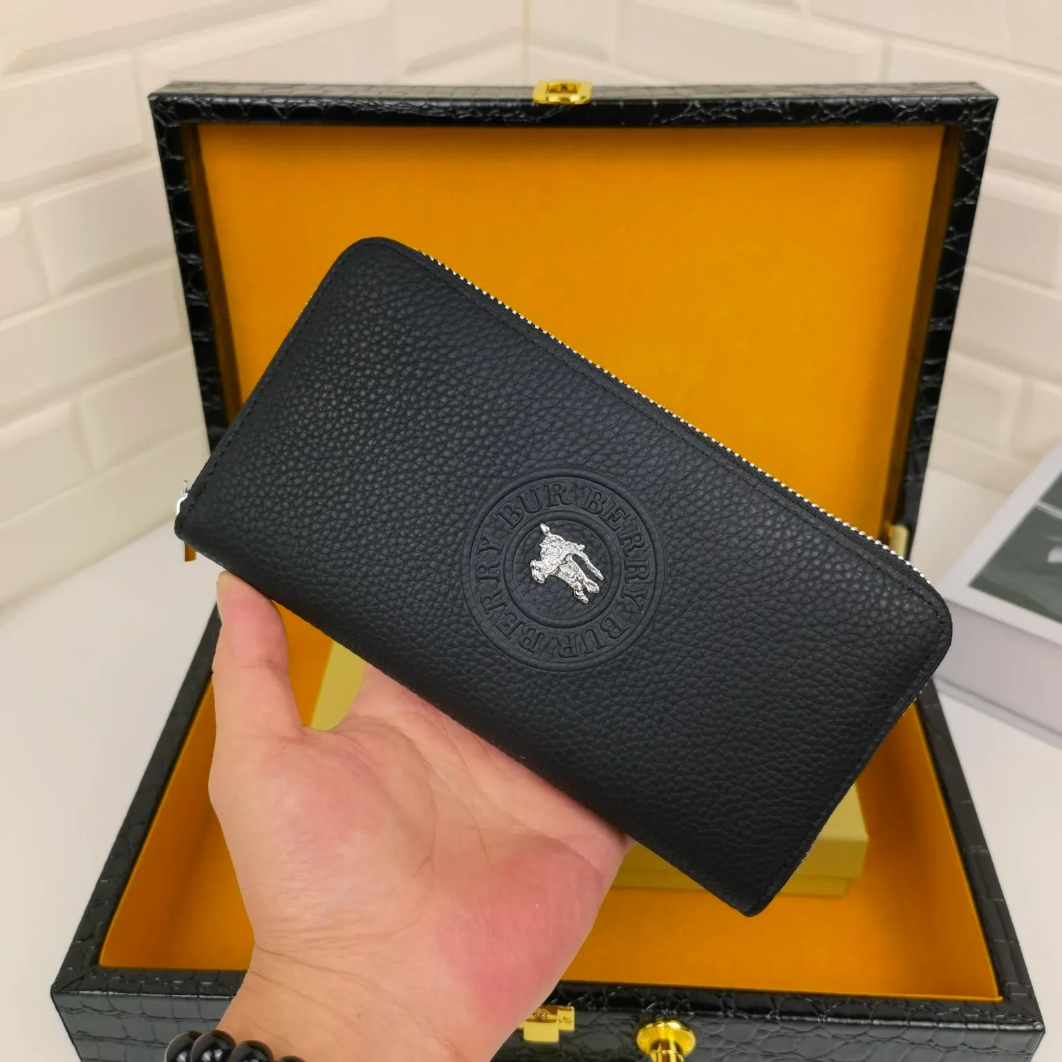 All categories Burberry wallet (Burberry) Burberry 666028