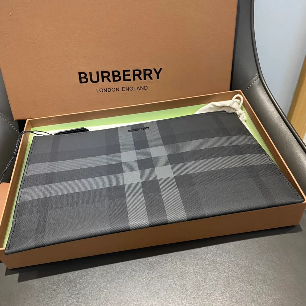 All Categories Burberry Wallet Burberry 3919