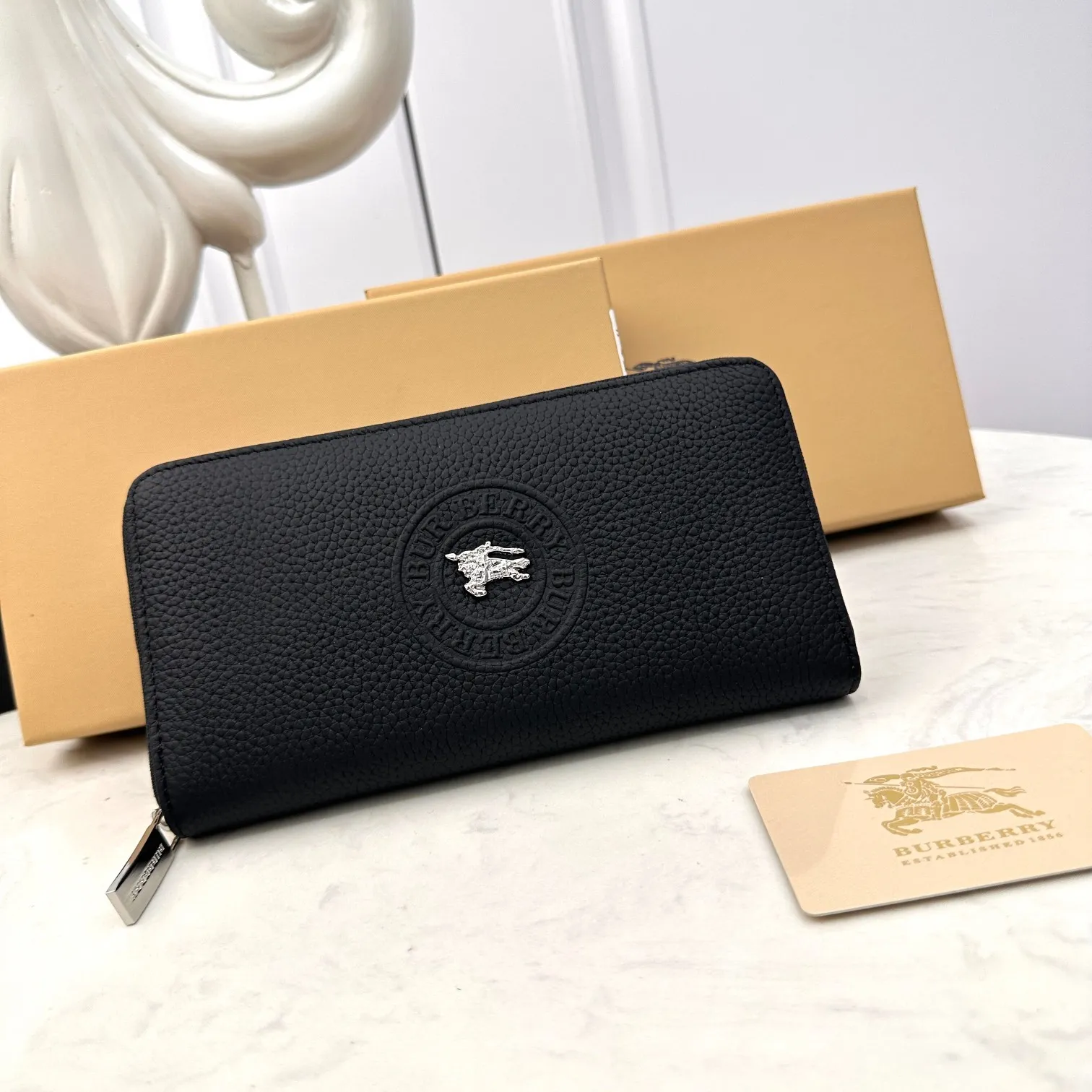 All categories Burberry wallet (Burberry) Burberry 666028