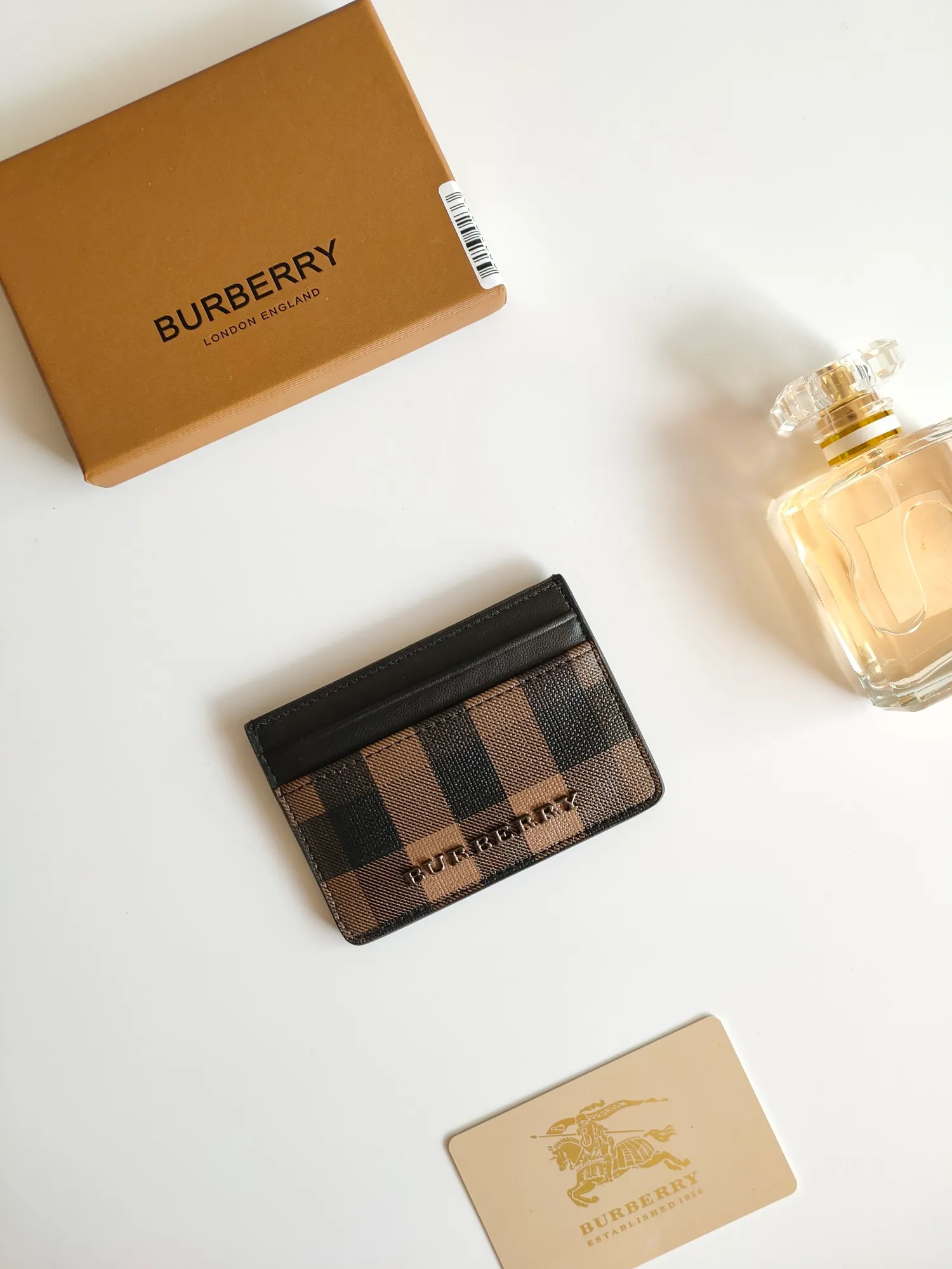 All categories Burberry wallet (Burberry) Burberry 8054