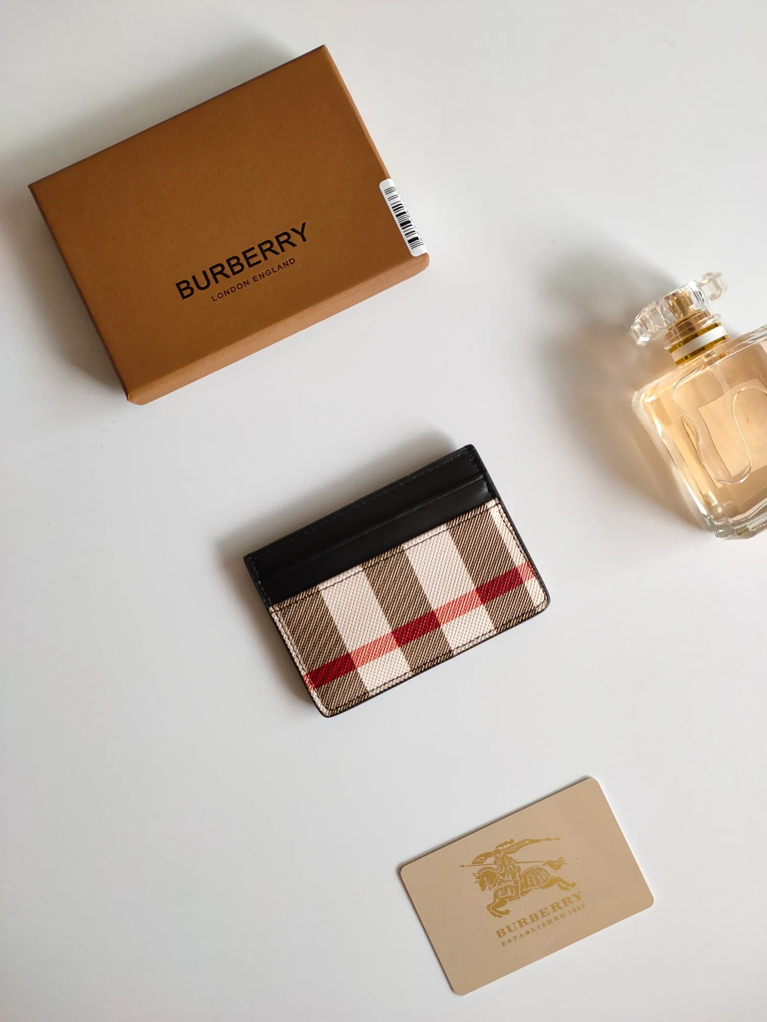 All categories Burberry wallet (Burberry) Burberry 8054