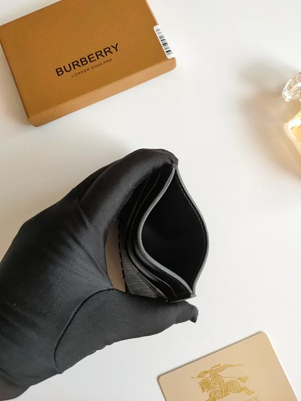All categories Burberry wallet (Burberry) Burberry 8054