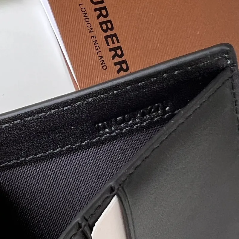 All Categories Burberry Wallet Burberry Original Order 80741131