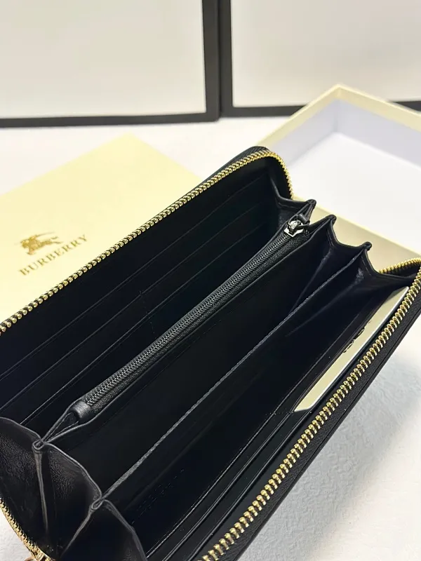 All categories Burberry wallet (Burberry) Burberry 124