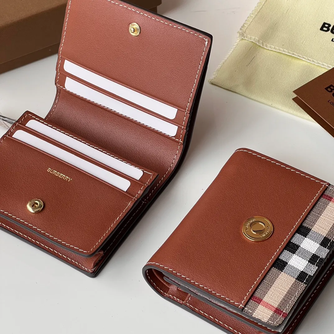 All categories Burberry wallet (Burberry) Burberry 80622861