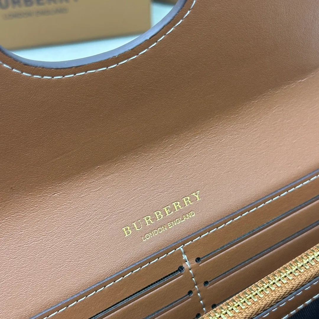 All categories Burberry wallet (Burberry) Burberry 2161