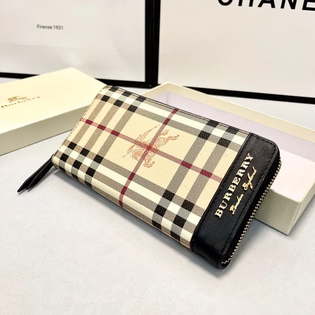 All Categories Burberry Wallet Burberry 1102