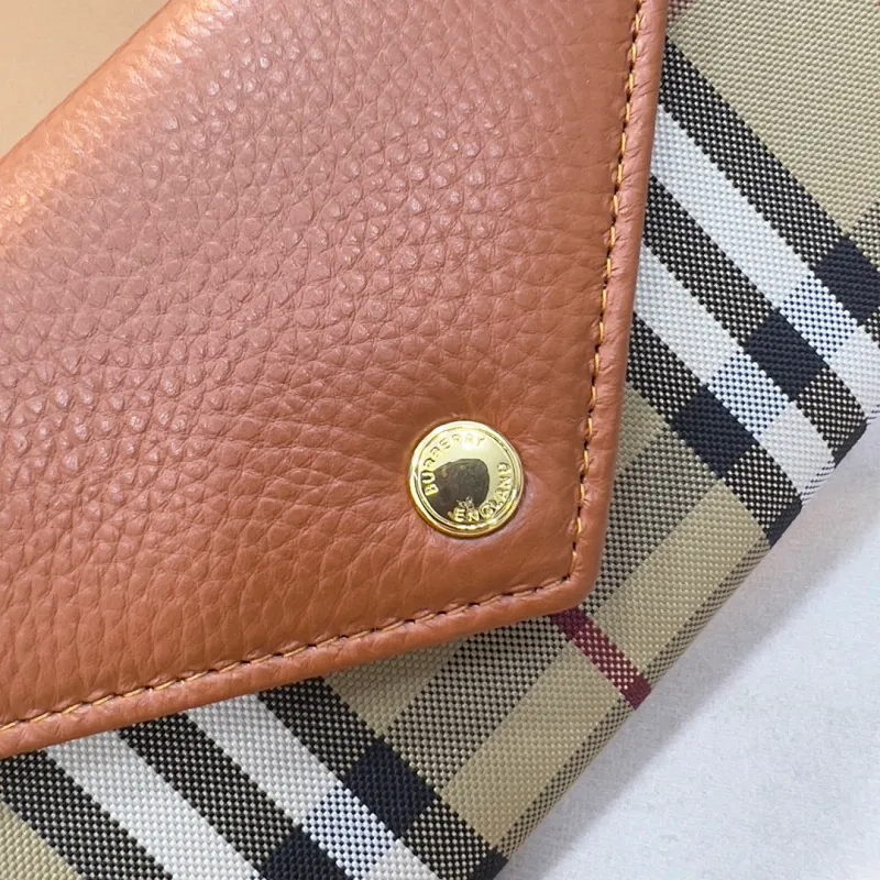 All Categories Burberry Wallet Burberry 1183