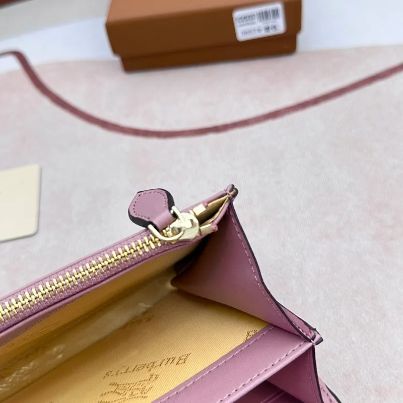 All categories Burberry wallet (Burberry) Burberry 3957