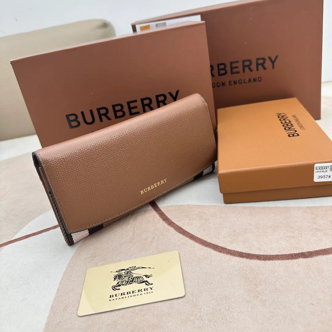 All categories Burberry wallet (Burberry) Burberry 3957
