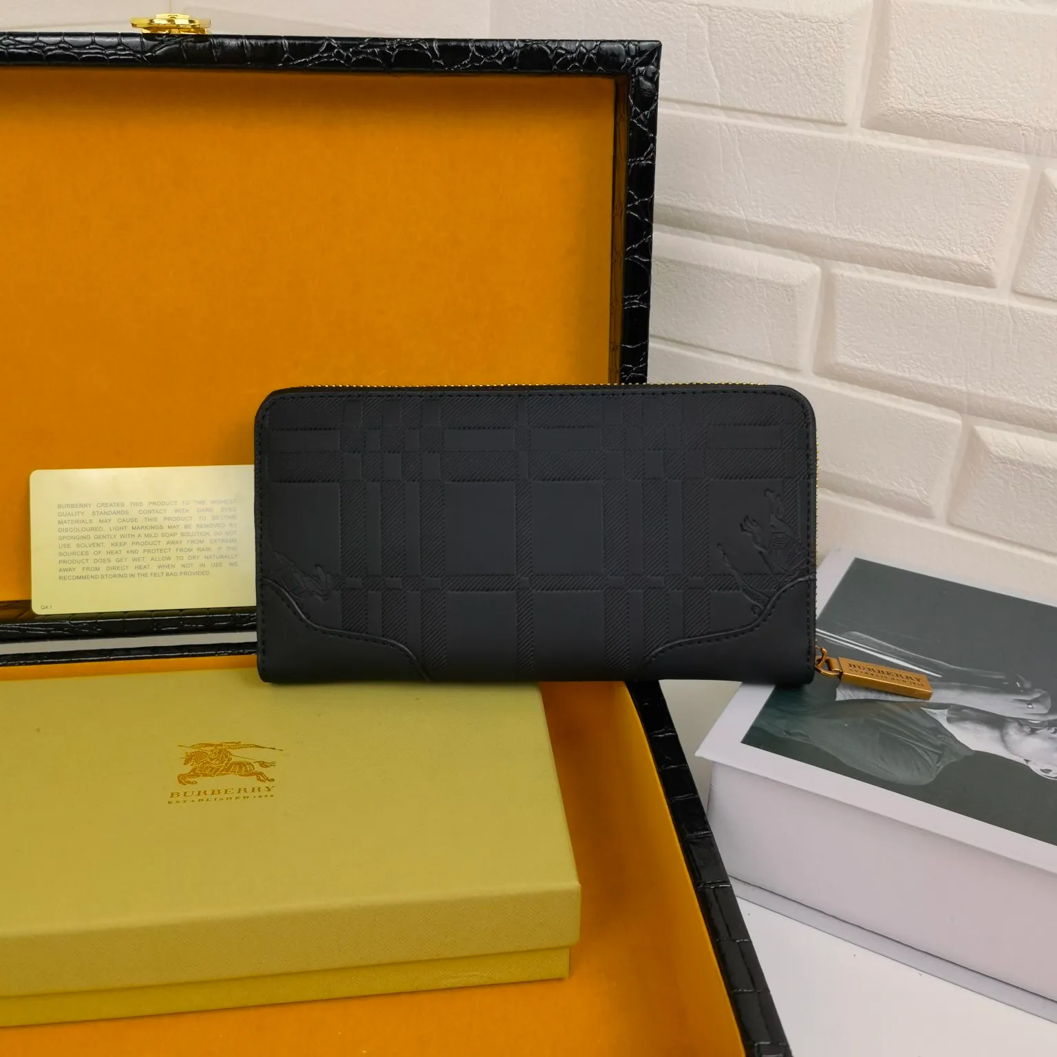 All Categories Burberry Wallet Burberry 2813