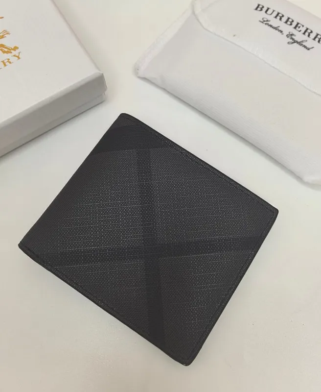 All categories Burberry wallet (Burberry) Burberry 529-1