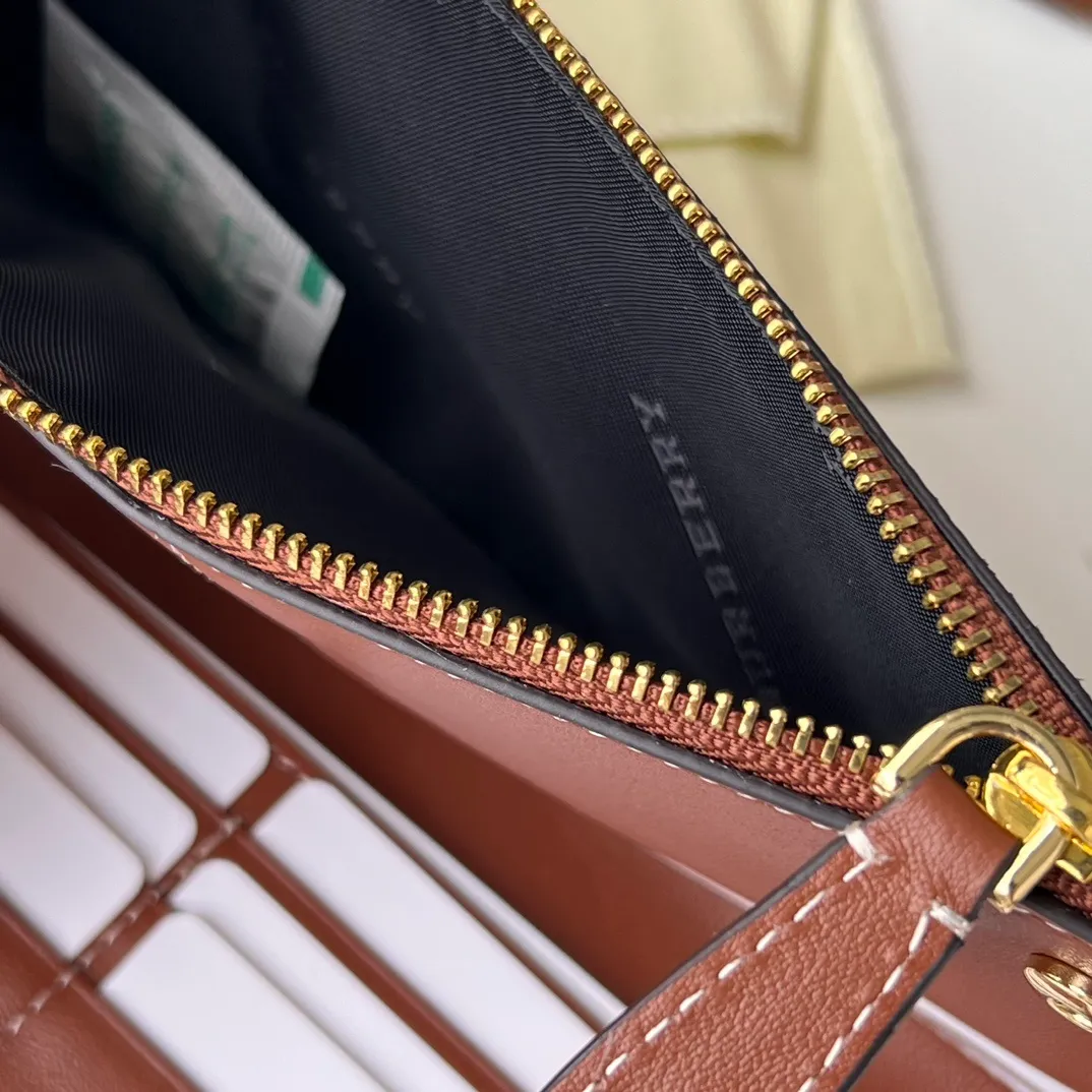 All categories Burberry wallet (Burberry) Burberry 80739801