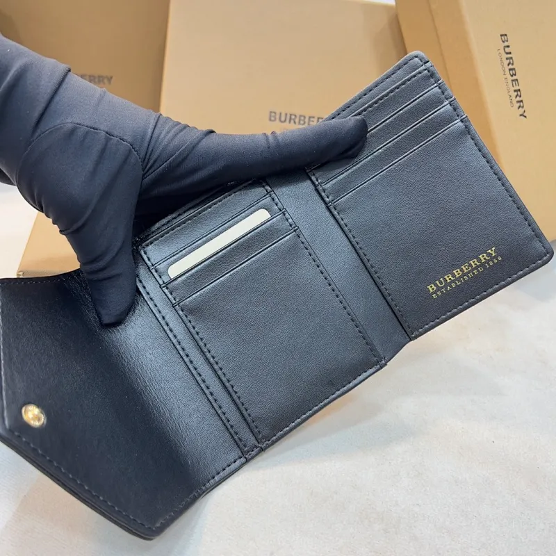 All categories Burberry wallet (Burberry) Burberry 1186-2