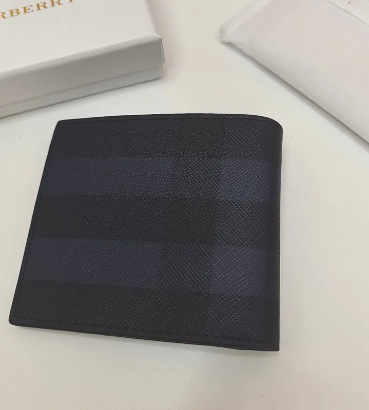 All categories Burberry wallet (Burberry) Burberry 527-1