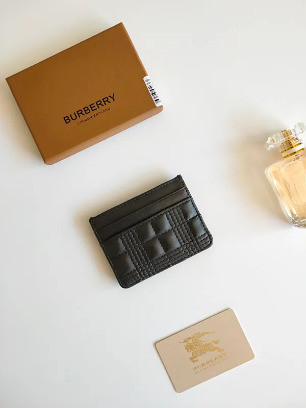All categories Burberry wallet (Burberry) Burberry 8049