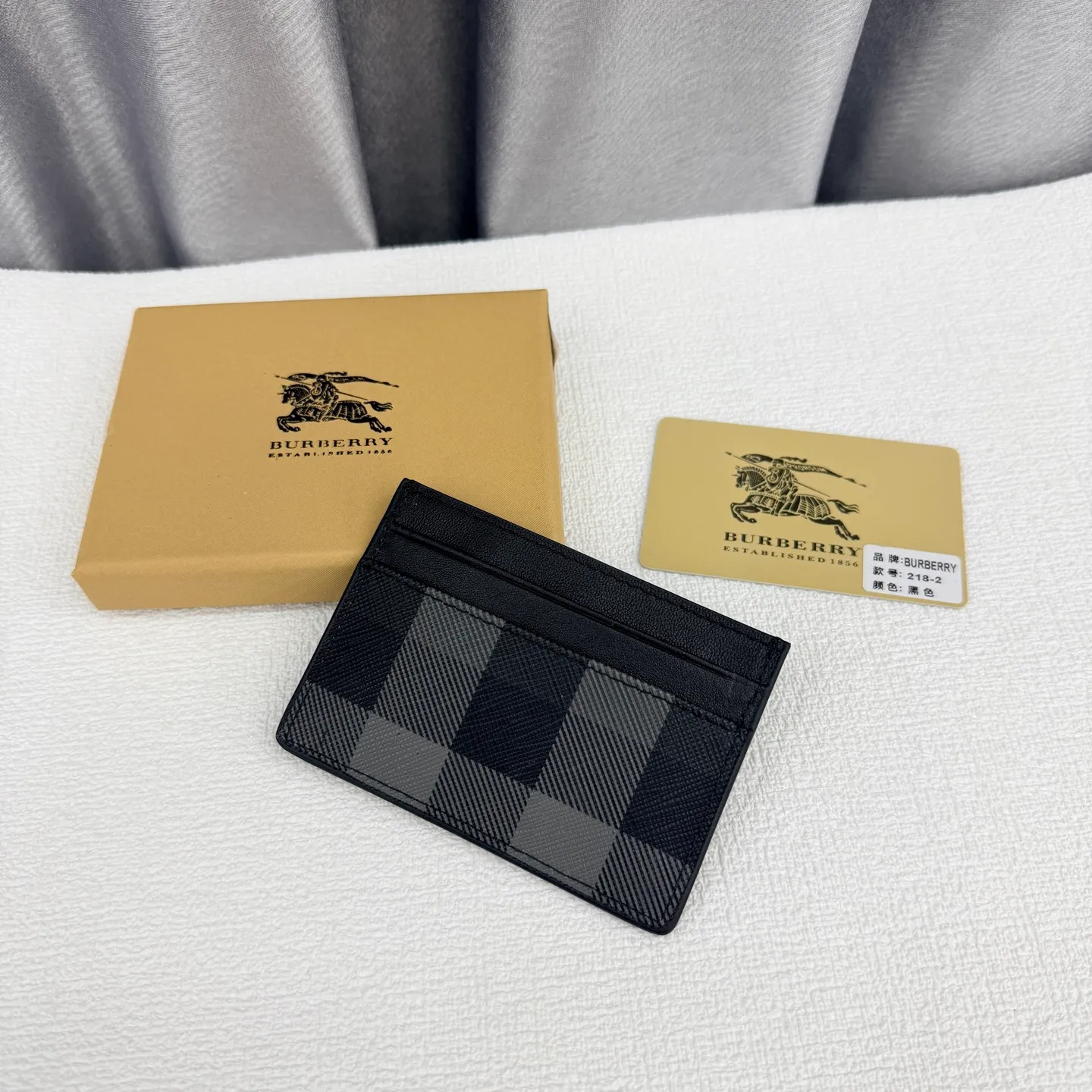 All Categories Burberry Wallet Burberry 218-2