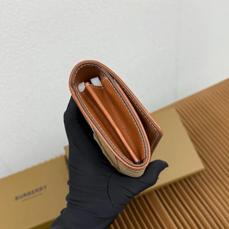 All categories Burberry wallet (Burberry) Burberry 4141