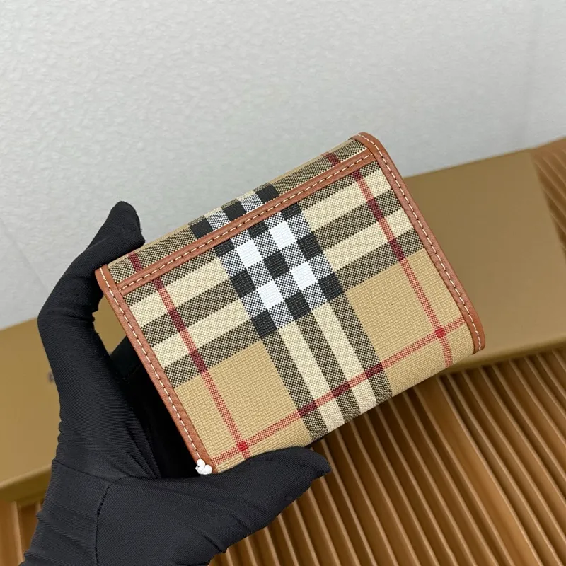 All categories Burberry wallet (Burberry) Burberry 4141