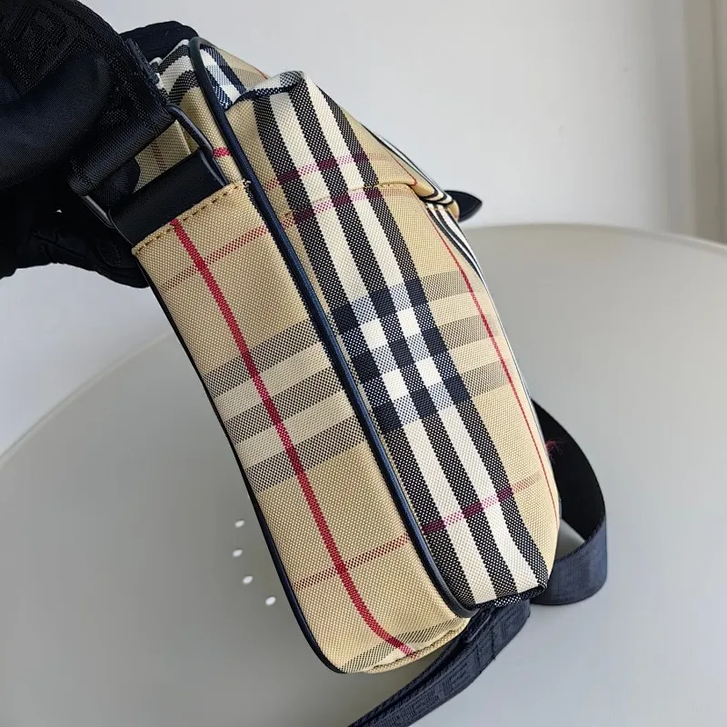 All categories Burberry women's bags (Burberry) Burberry 16421