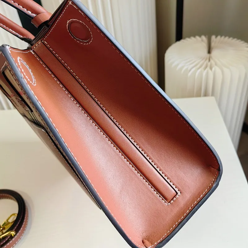 All Categories Official Website "Brand Women's Bags" Women's Bags 💙 Burberry 2024 Official Website New Burberry Crossbody Bag