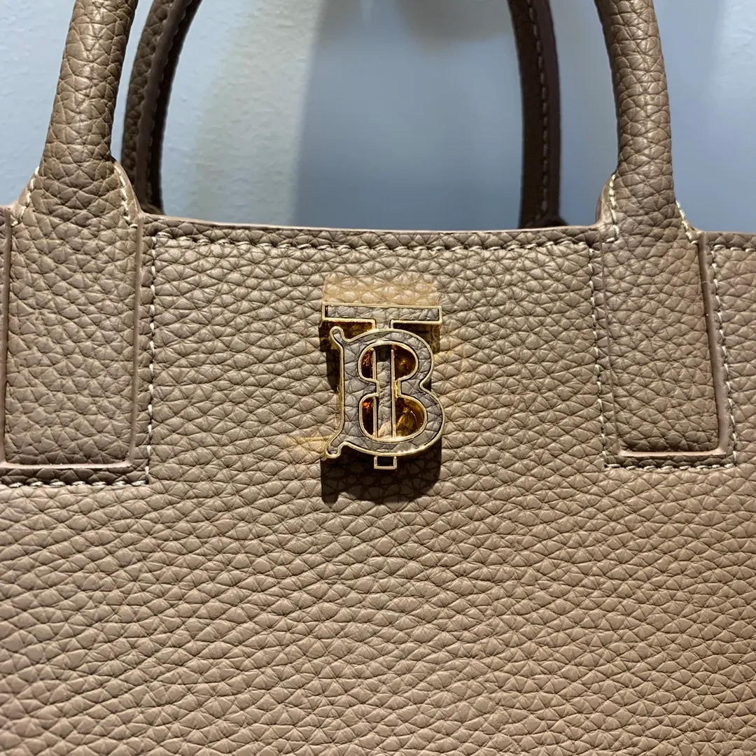 All categories Burberry women's bags (Burberry) Burberry 3302