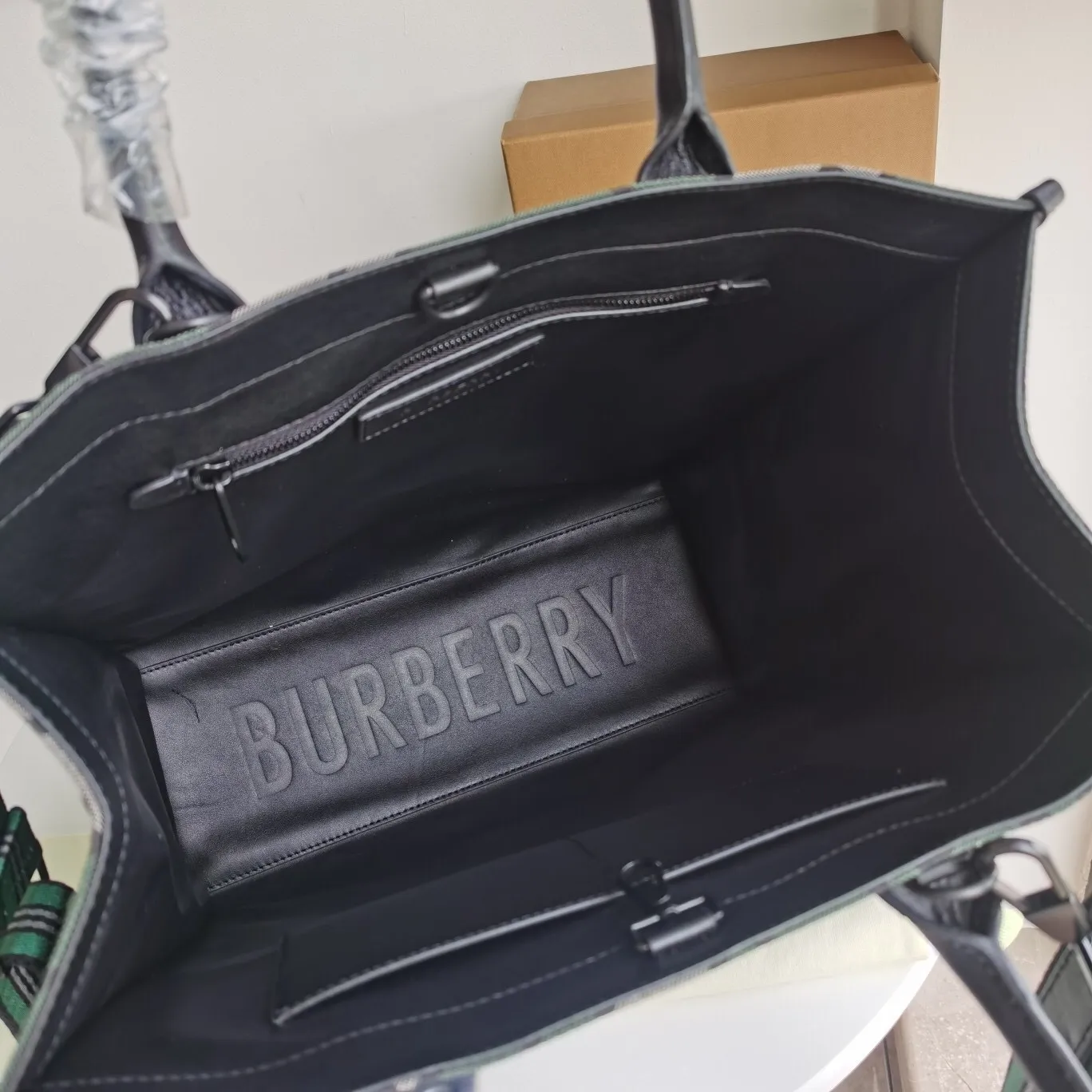 All Categories Official Website "Brand Women's Bags" Women's Bags 💙 Burberry 2024 Official Website New Burberry Tote Bag