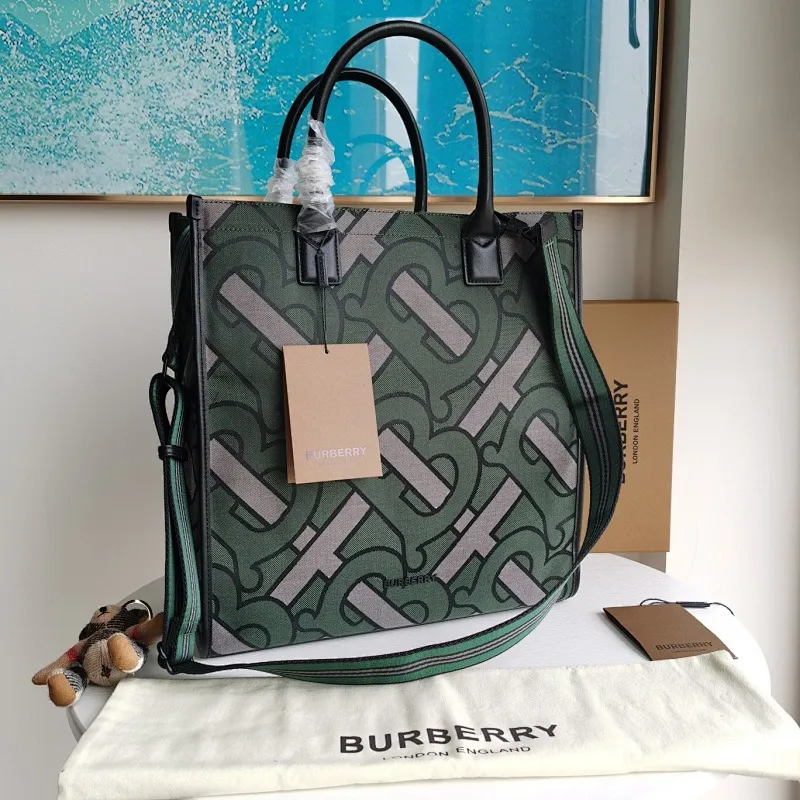 All Categories Official Website "Brand Women's Bags" Women's Bags 💙 Burberry 2024 Official Website New Burberry Tote Bag