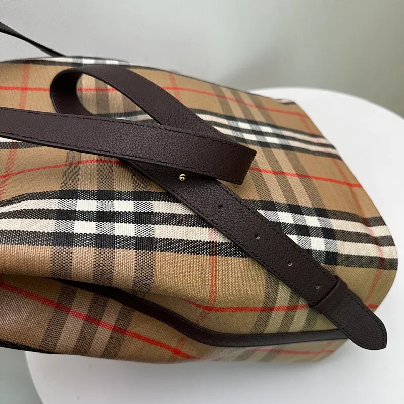 All categories Burberry women's bags (Burberry) Burberry 2718