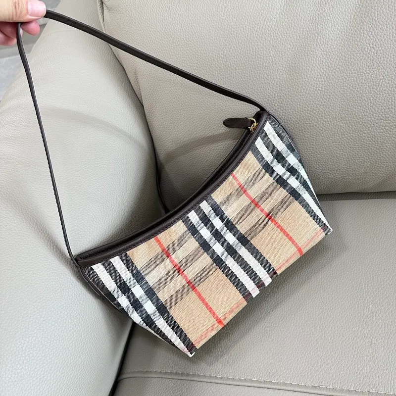 All categories Burberry women's bags (Burberry) Burberry 8396