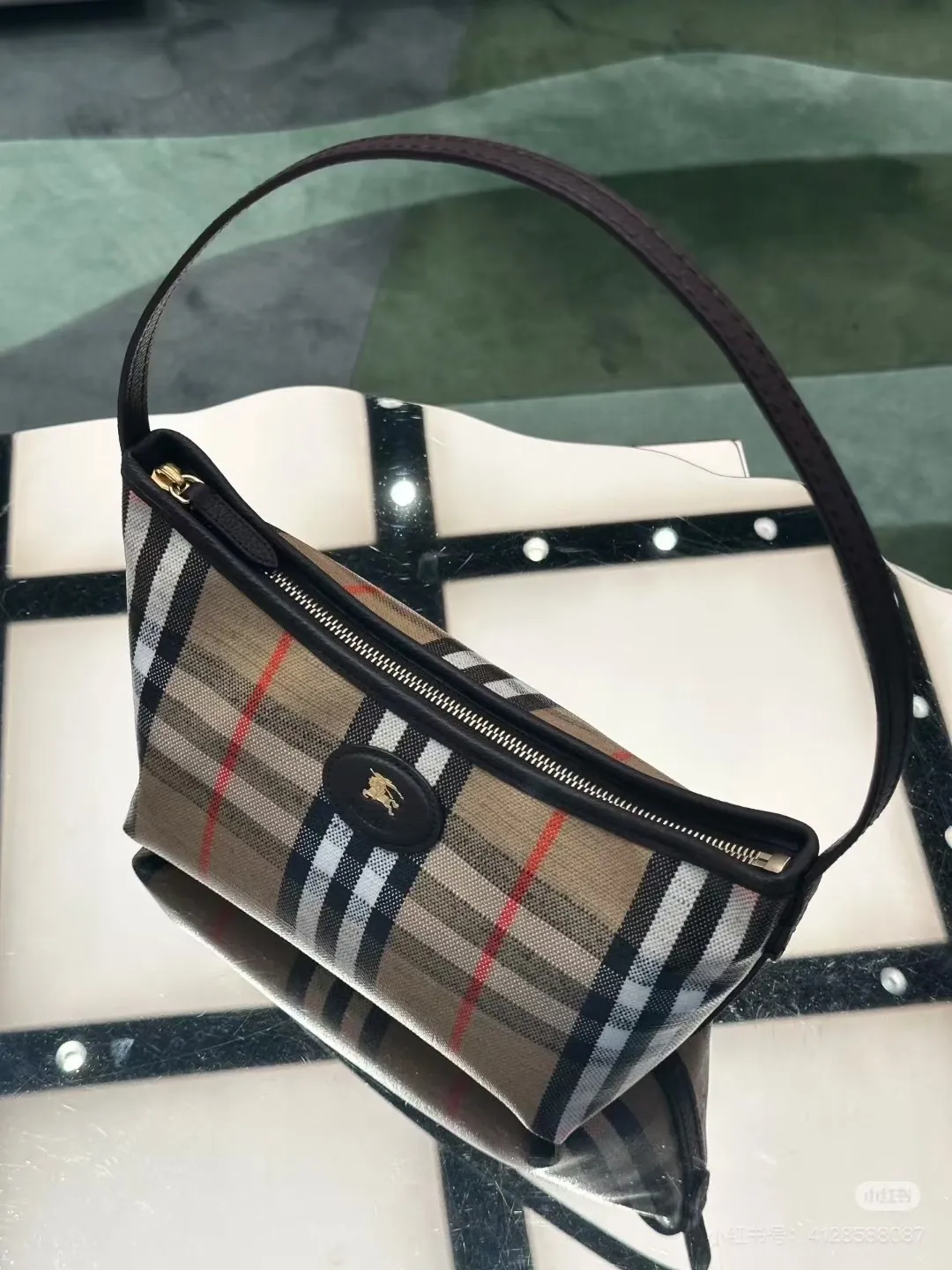 All categories Burberry women's bags (Burberry) Burberry 8396