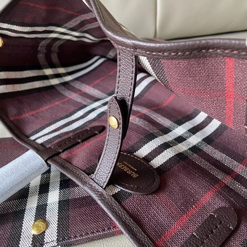 All categories Burberry women's bags (Burberry) Burberry 3816