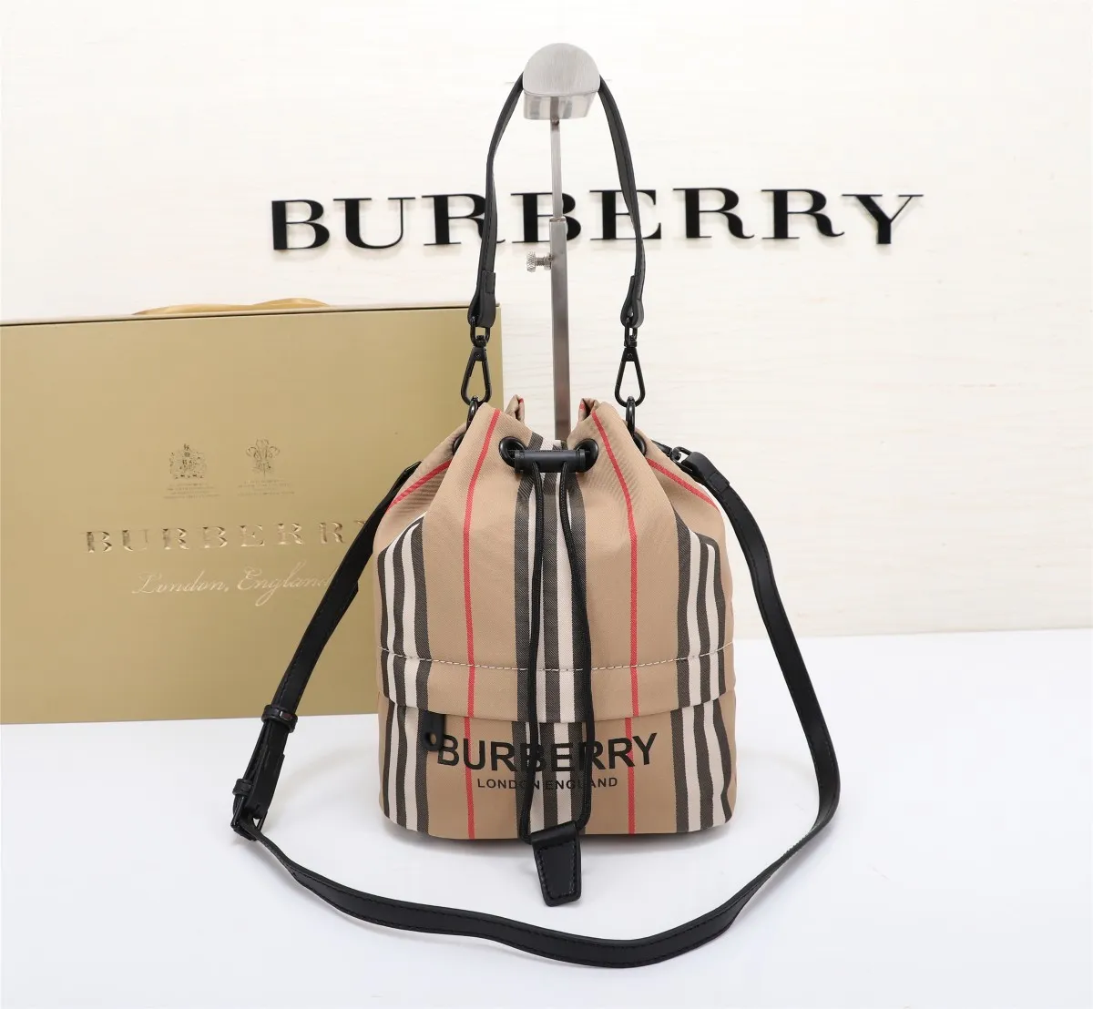 All categories Burberry women's bags (Burberry) Burberry 2232