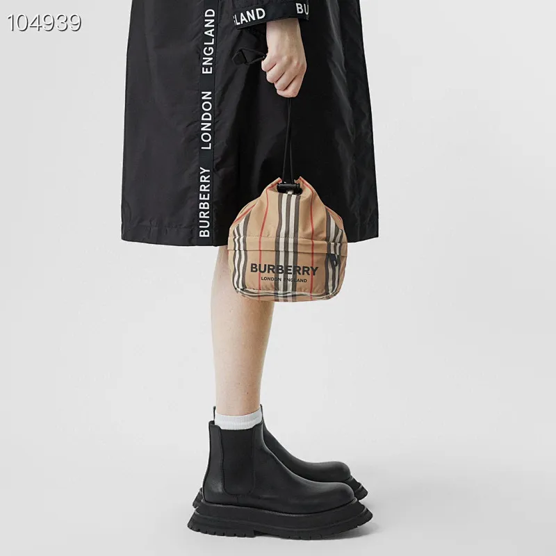 All categories Burberry women's bags (Burberry) Burberry 2232