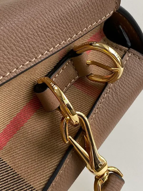 All Categories Official Website "Brand Women's Bags" Women's Bags 💙 Burberry 2025 New Burberry Crossbody Bag