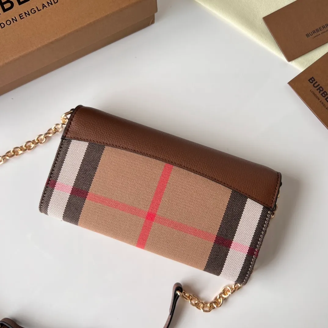 All categories Burberry women's bags (Burberry) Burberry 2501