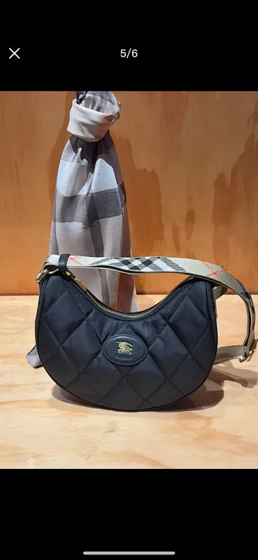 All categories Burberry women's bags (Burberry) Burberry 235