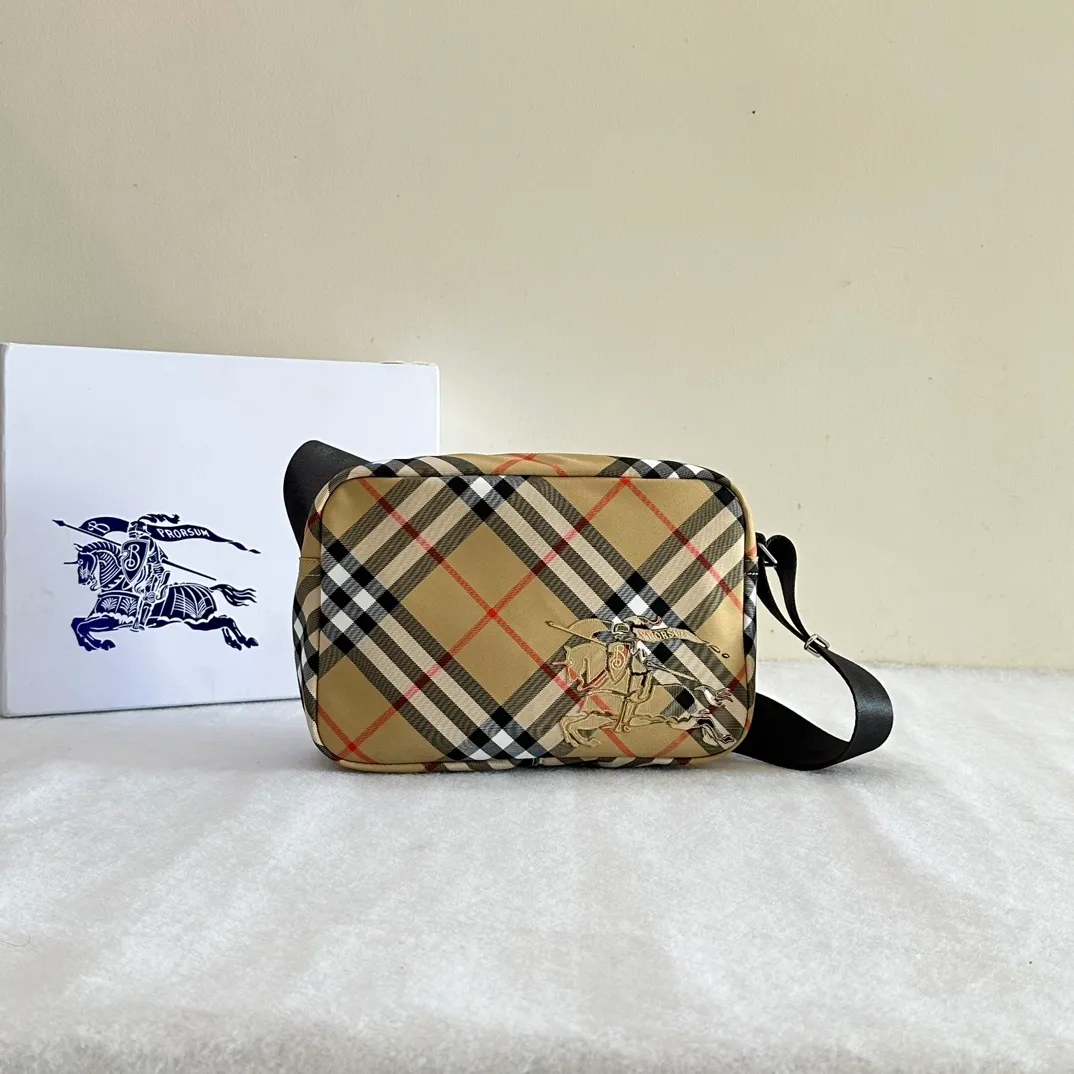 All categories Burberry women's bags (Burberry) Burberry 382