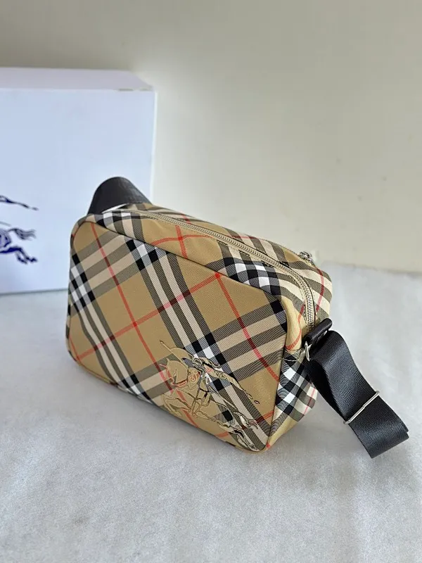 All categories Burberry women's bags (Burberry) Burberry 382